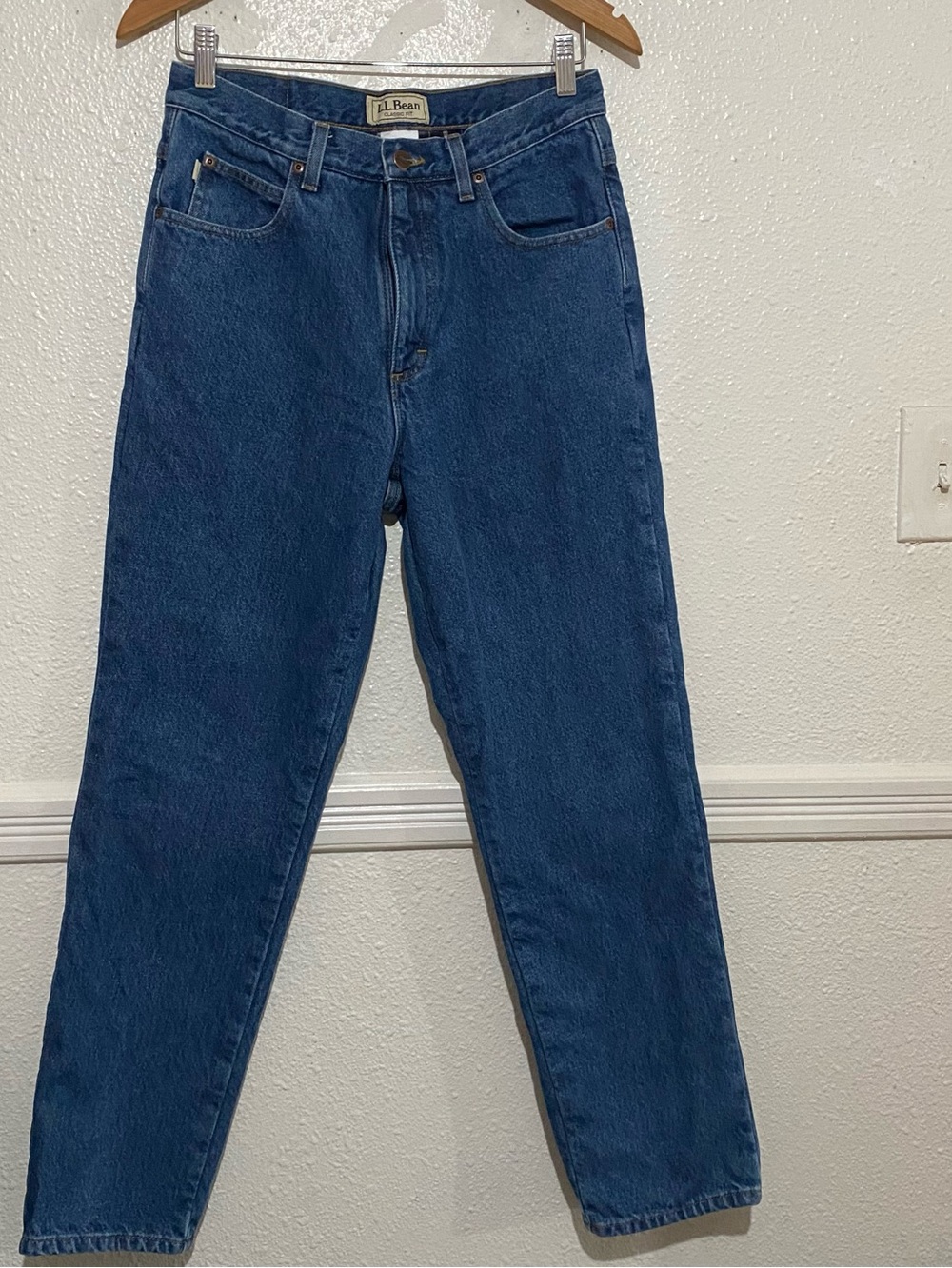 L.L. Bean Men’s Relaxed Fit Dark Blue Denim Jeans Size 30X30